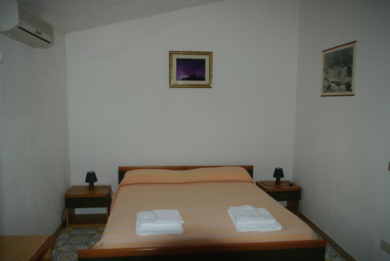 Le Due Lanterne Hotel Aieta Exterior foto